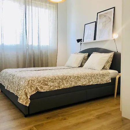 Sea & Sun Apartment *